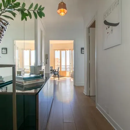 3 Pieces De Standing Au Centre De Monaco Daire